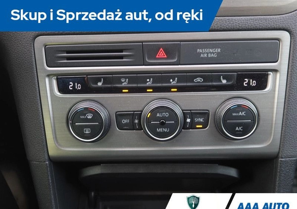 Volkswagen Golf Sportsvan cena 56000 przebieg: 129069, rok produkcji 2017 z Chodzież małe 232